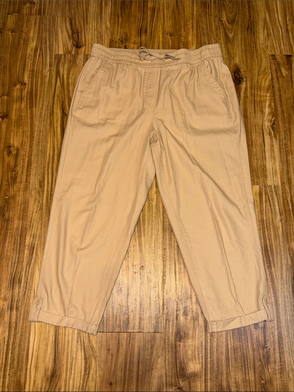 Talbots women’s large 12 14 crop Capri ankle pants pull on chino khaki tan